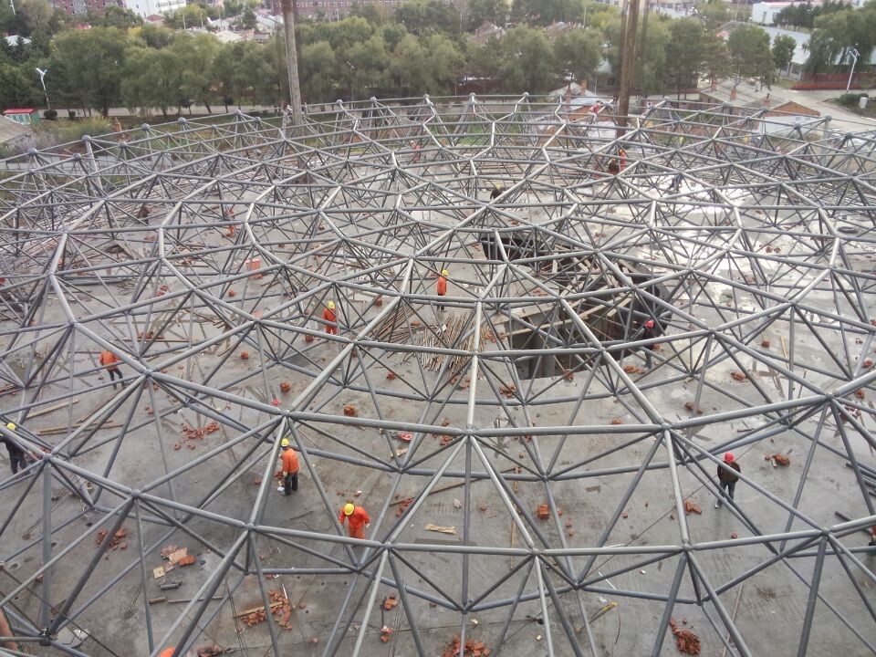 瓦房店全民健身中心网架